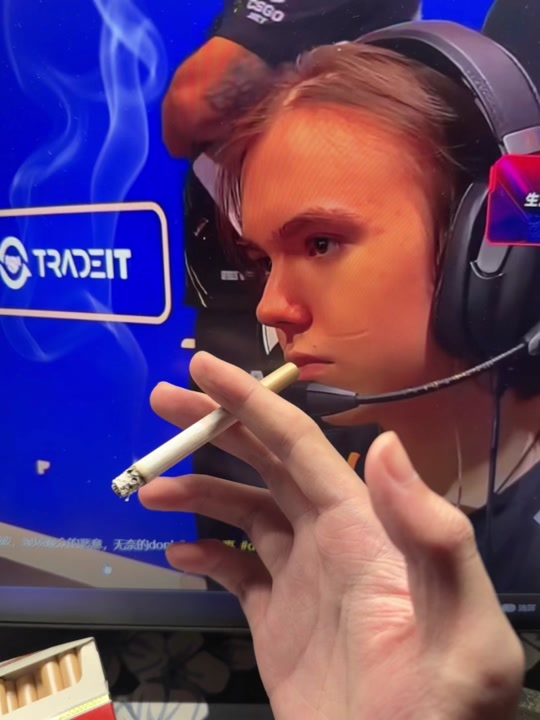 解说Munch评价RNG新阵容：这次Xiaohu可以carry