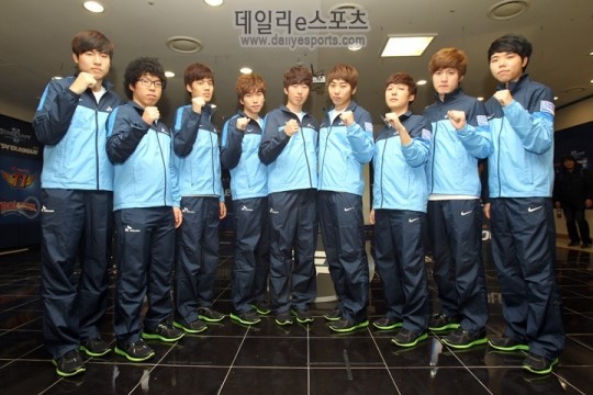 DOTA2 CDA联赛：CDEC 2：1战胜茶队