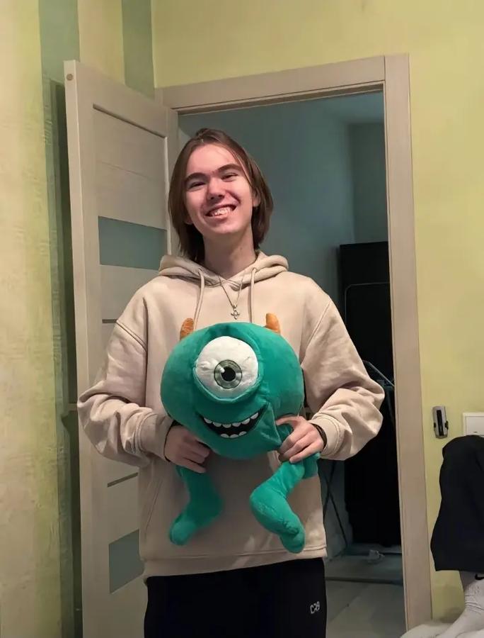 JD Gaming 战胜 Team WE ， Invictus Gaming 在 LPL Split 2 2025 中战胜 ThunderTalk Gaming