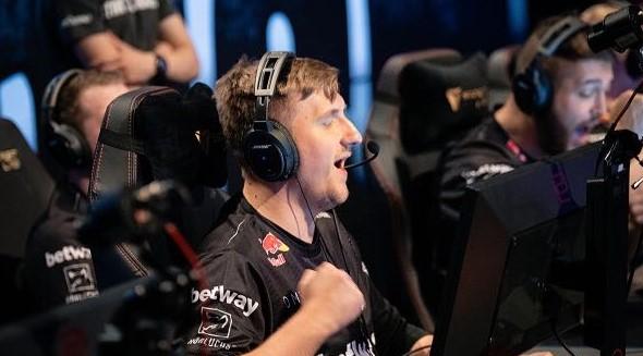 LPL第七期周最佳阵容：RNG中上辅上榜！